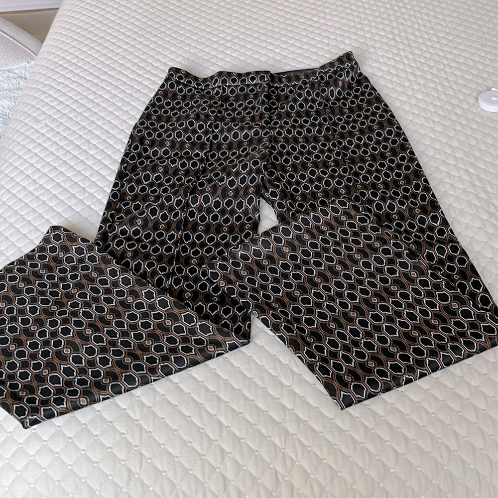NWOT Truth by Republic Geometric Print Pants